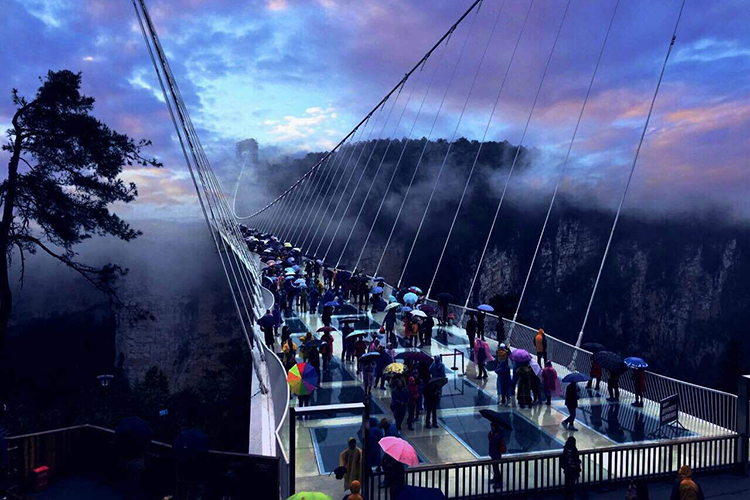 長沙出發(fā)到張家界玻璃橋、天門山、玻璃棧道、鳳凰古城3日游